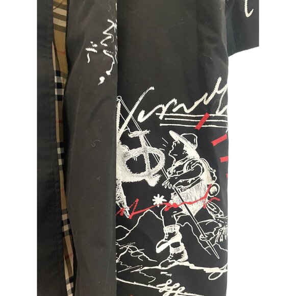 Burberry Black Trench Coat With Graphic Embroidery & Signature Check Lining - Picture 5 of 13